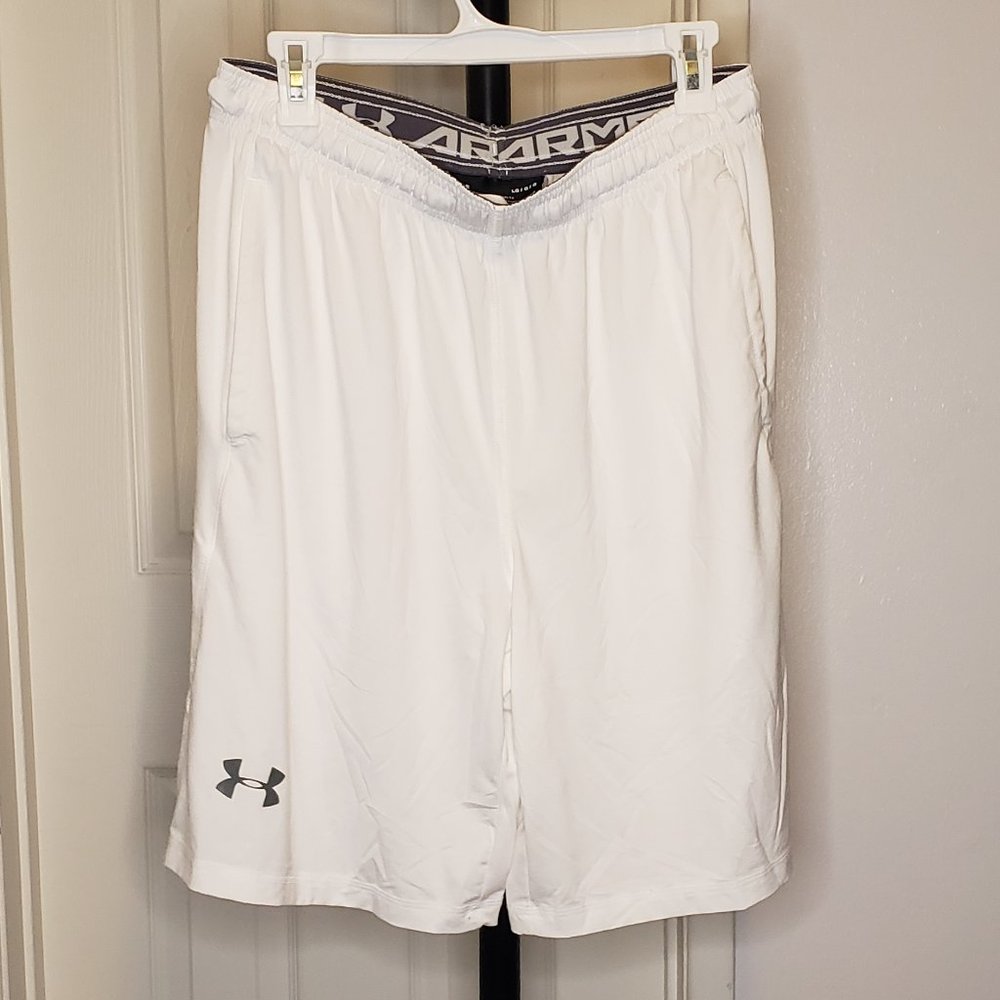 Men's White Under Armour Athletic Performance Shorts Large